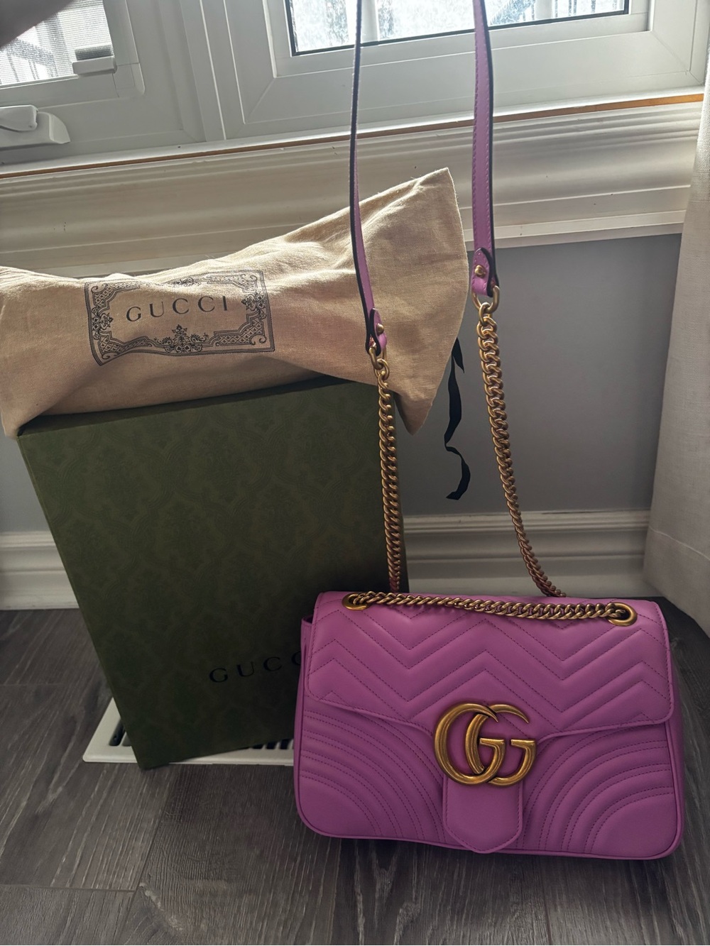Gucci GG Marmont Quilted Shoulder Bag in Pink/purple - Picture 2 of 5